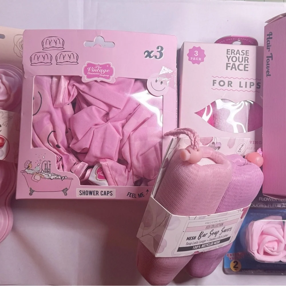 Pink Beauty Spa Set. 10 total items. All New. Great for gifts. Tj’s & Marshalls
